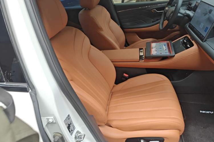 Used AION RT 2025 520 Smart Luxury Edition Right Front Seat