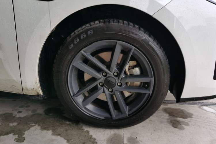 Used AION RT 2025 650 Zhijihao Edition Right Front Wheel Hub