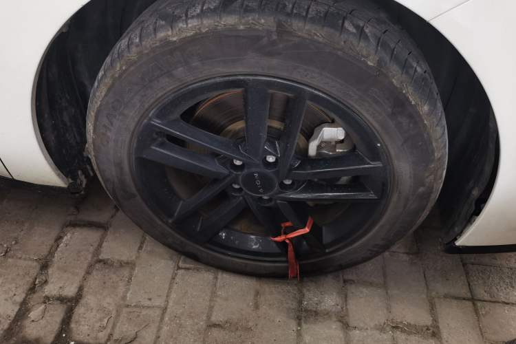 Used AION RT 2025 650 Zhijihao Edition Right Front Wheel Hub