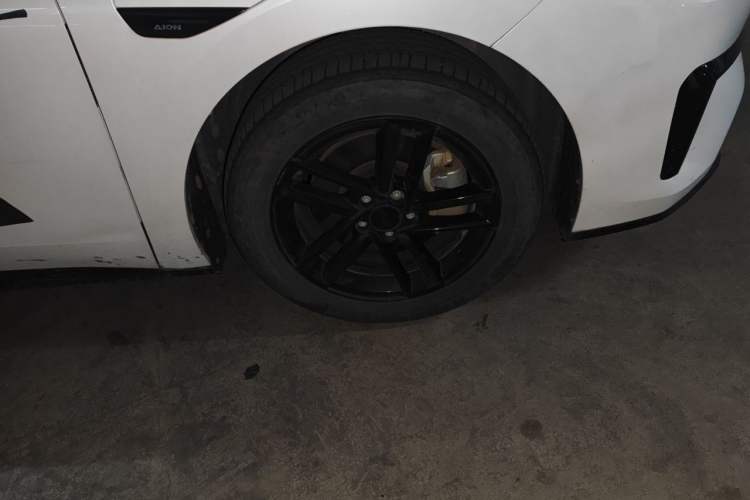 Used AION RT 2025 650 Zhijihao Edition Right Front Wheel Hub