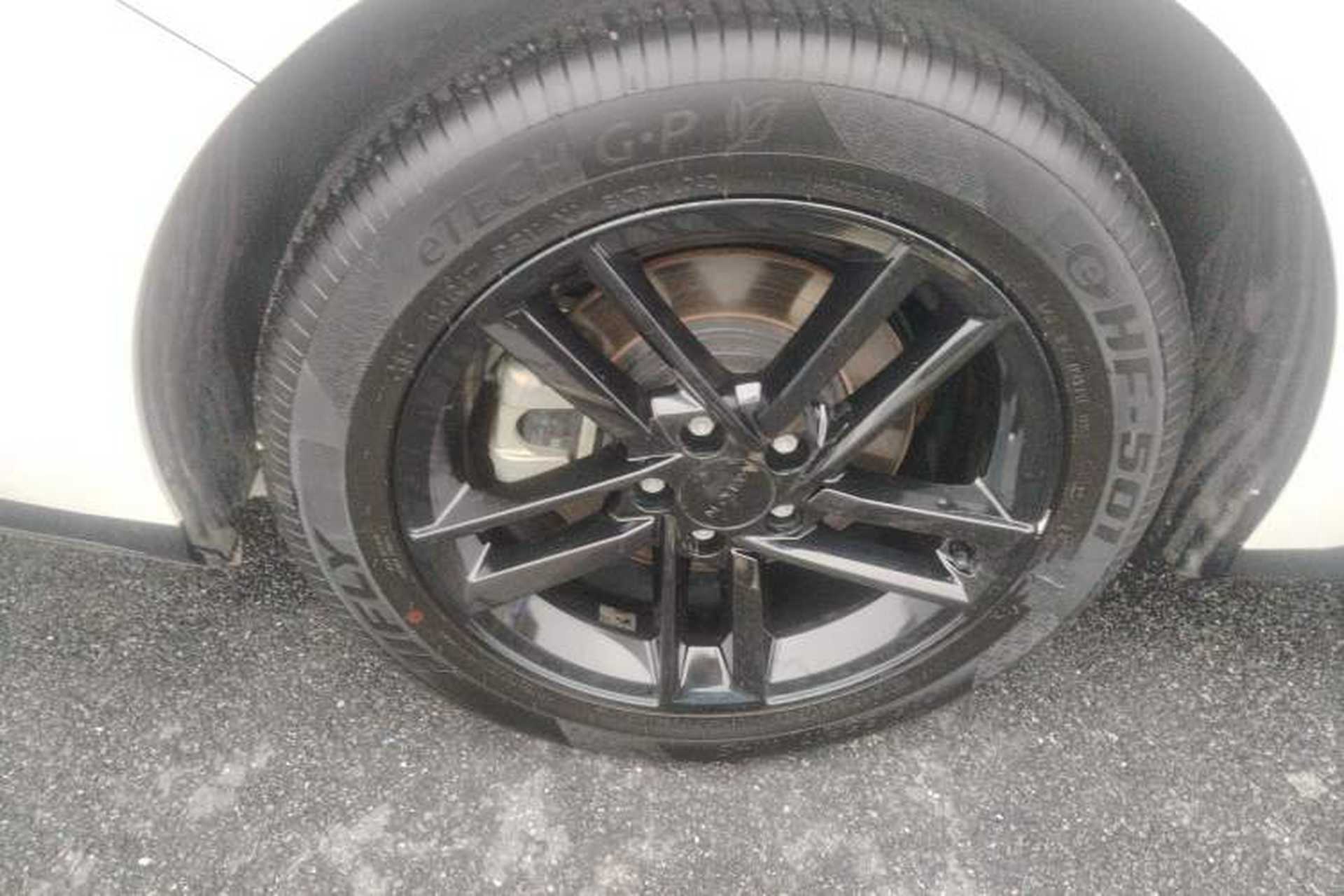 Used AION RT 2025 520 Smart Luxury Edition Right Rear Wheel Hub