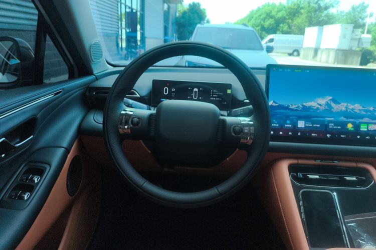 Used AION RT 2025 520 Smart Luxury Edition Steering Wheel