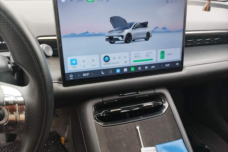 Used AION RT 2025 520 Smart Luxury Edition Audio And AC Panel