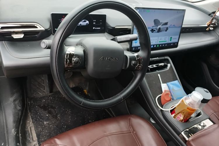 Used AION RT 2025 520 Smart Luxury Edition Center Console