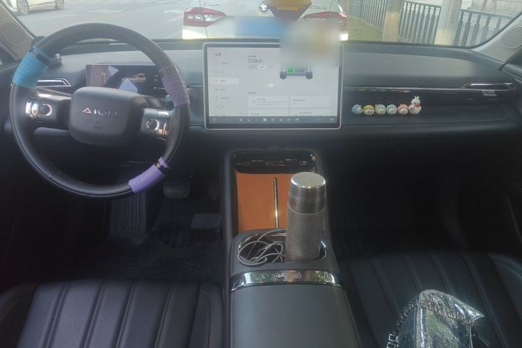 Used AION RT 2025 650 Smart Edition Center Console