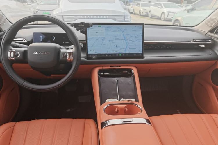 Used AION RT 2025 520 Smart Enjoy Edition Center Console