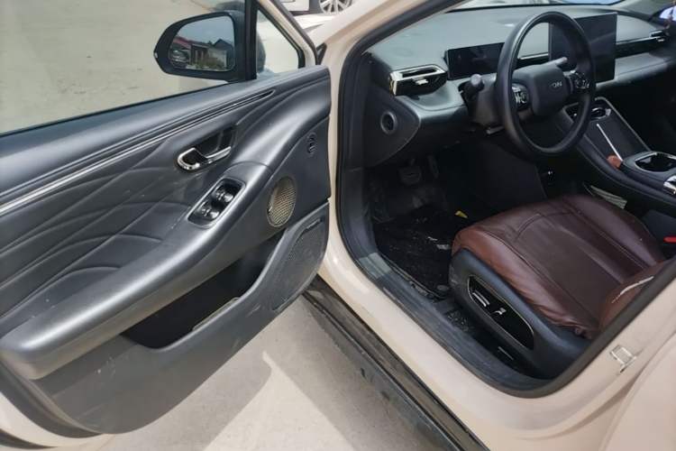 Used AION RT 2025 520 Smart Luxury Edition Driver Seat