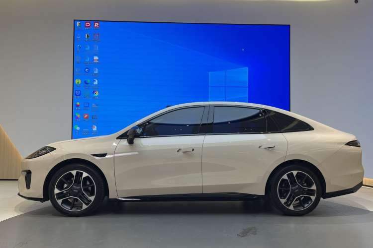 Used AION RT 2025 650 LiDAR Edition Exterior 2