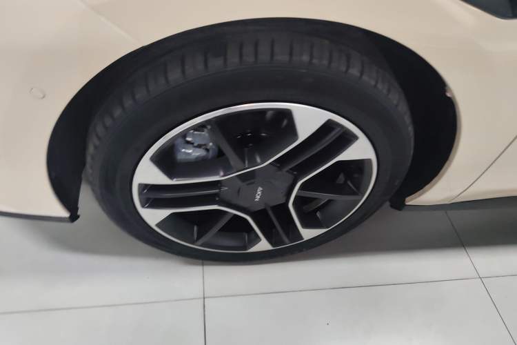 Used AION RT 2025 650 LiDAR Edition Exterior 7
