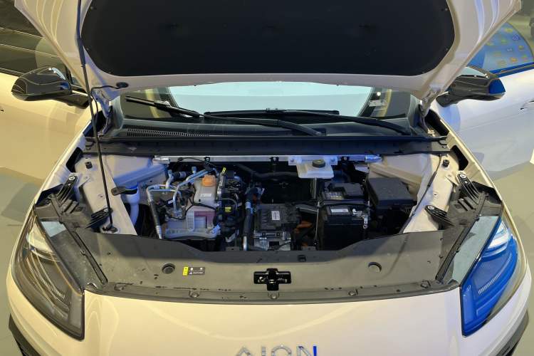 Used AION RT 2025 650 LiDAR Edition Interior 7