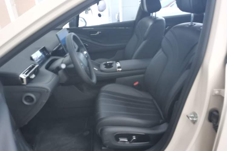 Used AION RT 2025 520 Smart Luxury Edition Left Front Seat