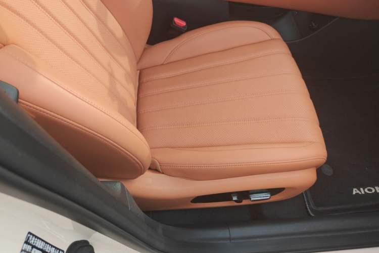 Used AION RT 2025 520 Smart Enjoy Edition Right Front Seat
