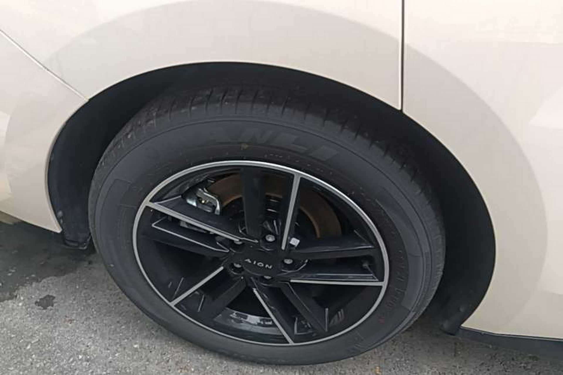 Used AION RT 2025 650 Zhijihao Edition Right Rear Wheel Hub