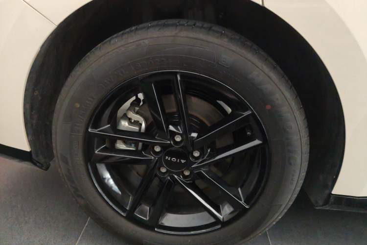 Used AION RT 2025 520 Smart Enjoy Edition Right Rear Wheel Hub