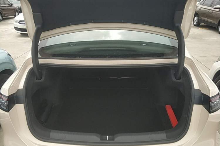 Used AION RT 2025 520 Smart Luxury Edition Trunk