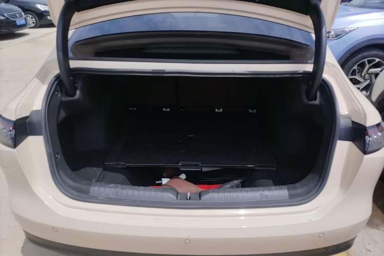 Used AION RT 2025 520 Smart Luxury Edition Trunk