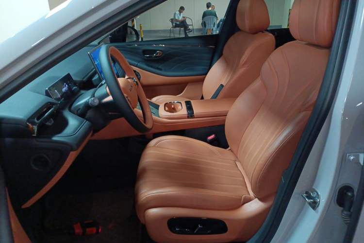 Used AION RT 2026 Model 650 Smart Elite Edition Left Front Seat