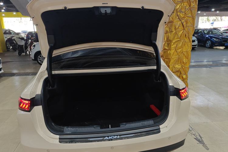 Used AION RT 2026 Model 520 Smart Enjoyment Edition Trunk