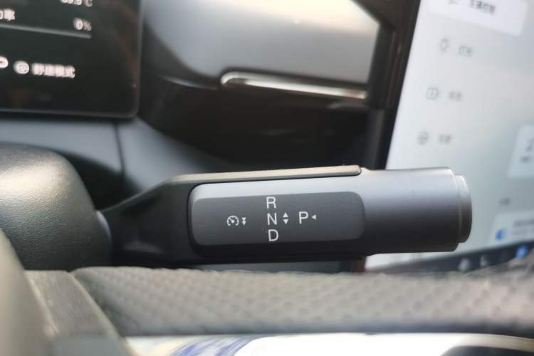 Used AION RT 2026 Model 650 Smart Elite Edition Gear Lever