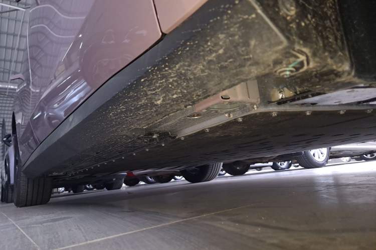 Used AION RT 2026 Model 520 Smart Elite Edition Right Side Sill