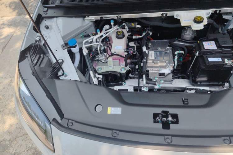 Used AION RT 2026 Model 520 Smart Enjoyment Edition Engine Bay Right