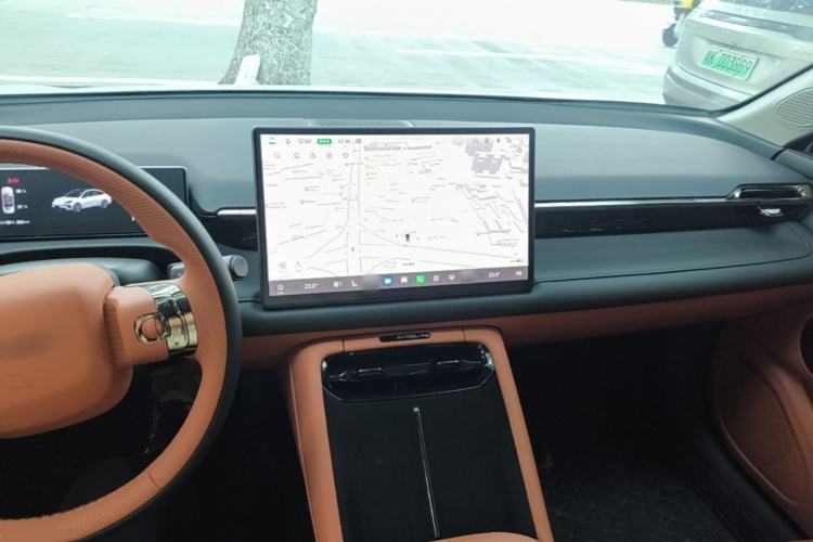 Used AION RT 2026 Model 650 Smart Elite Edition Center Console