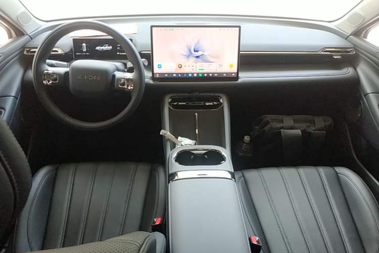 Used AION RT 2026 Model 520 Smart Elite Edition Center Console