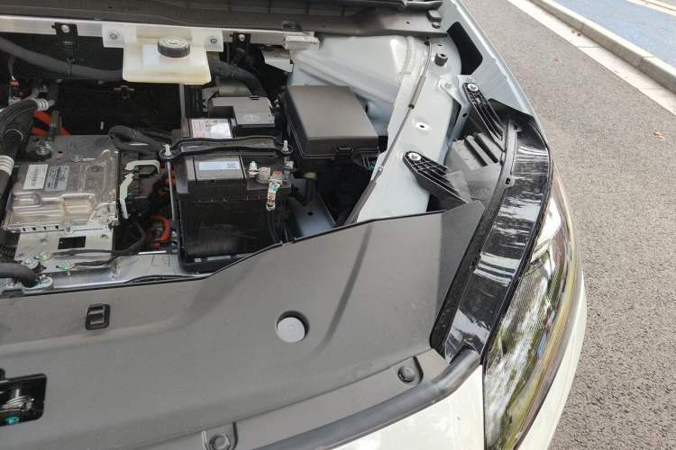 Used AION RT 2026 Model 650 Smart Elite Edition Engine Bay Left
