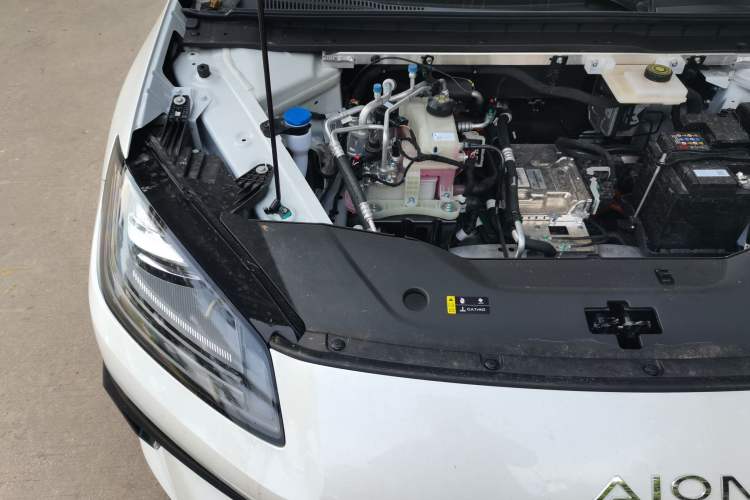 Used AION RT 2026 Model 520 Smart Elite Edition Engine Bay Right