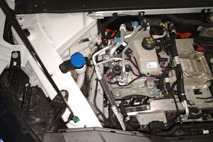 Used AION RT 2026 Model 520 Smart Enjoyment Edition Engine Bay Right