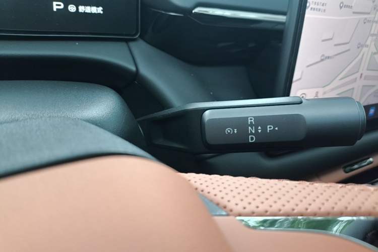 Used AION RT 2026 Model 650 Smart Elite Edition Gear Lever