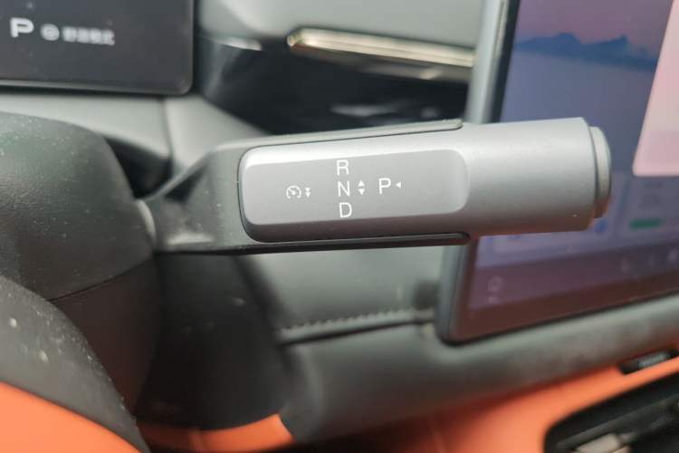 Used AION RT 2026 Model 520 Smart Enjoyment Edition Gear Lever