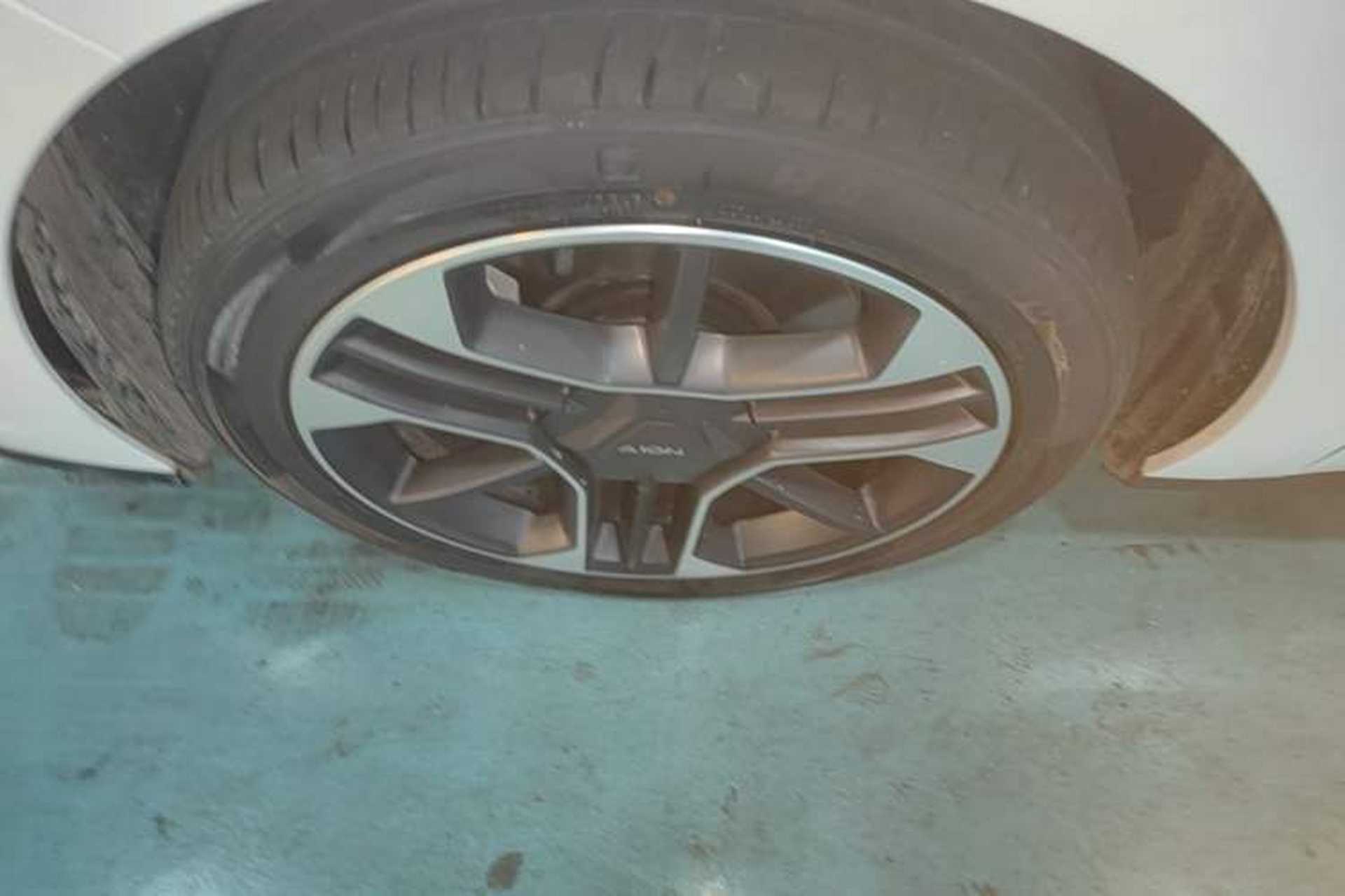 Used AION RT 2026 Model 650 Smart Elite Edition Left Front Wheel Hub