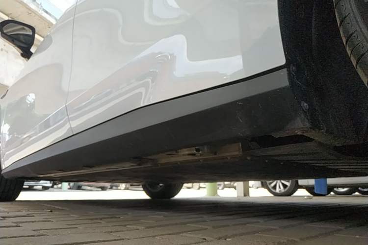 Used AION RT 2026 Model 520 Smart Elite Edition Left Side Sill