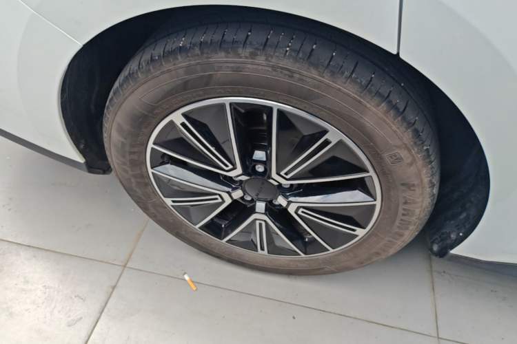 Used AION RT 2026 Model 520 Smart Elite Edition Right Rear Wheel Hub