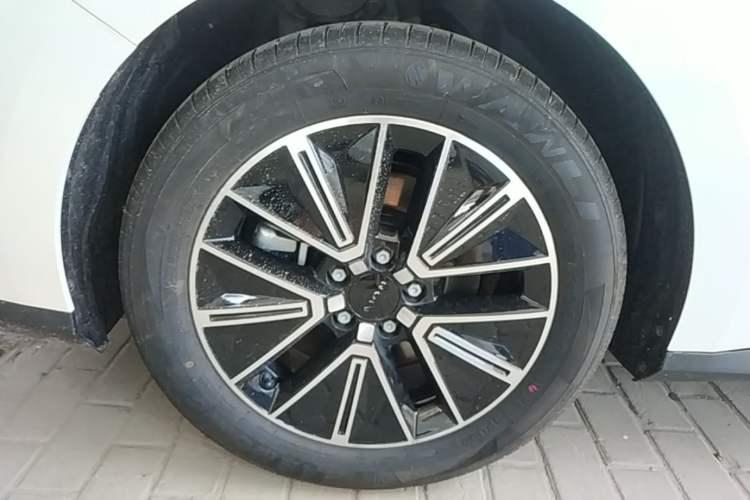Used AION RT 2026 Model 520 Smart Elite Edition Right Rear Wheel Hub