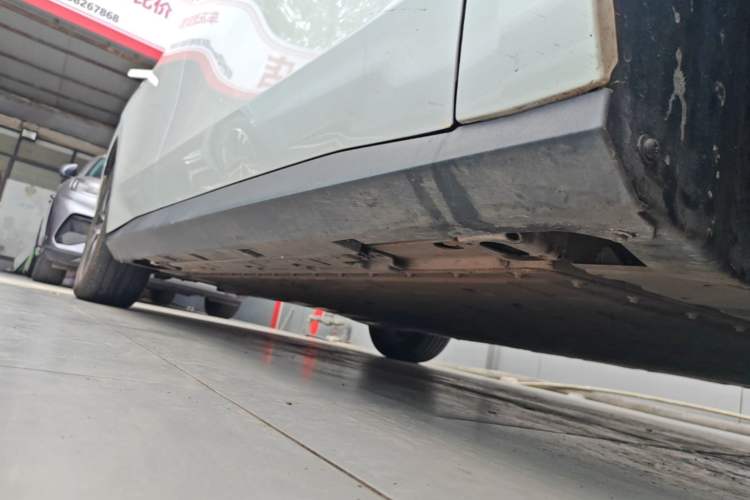 Used AION RT 2026 Model 520 Smart Elite Edition Right Side Sill