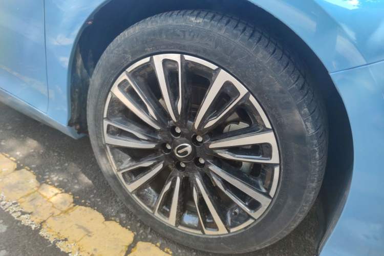 Used AION S 2019 Max 630 Right Front Wheel Hub