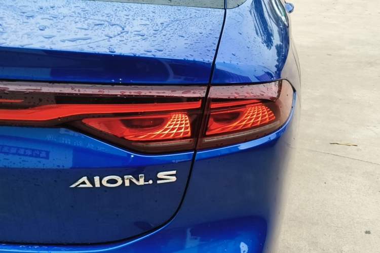Used AION S 2019 Max 630 Right Rear Taillight