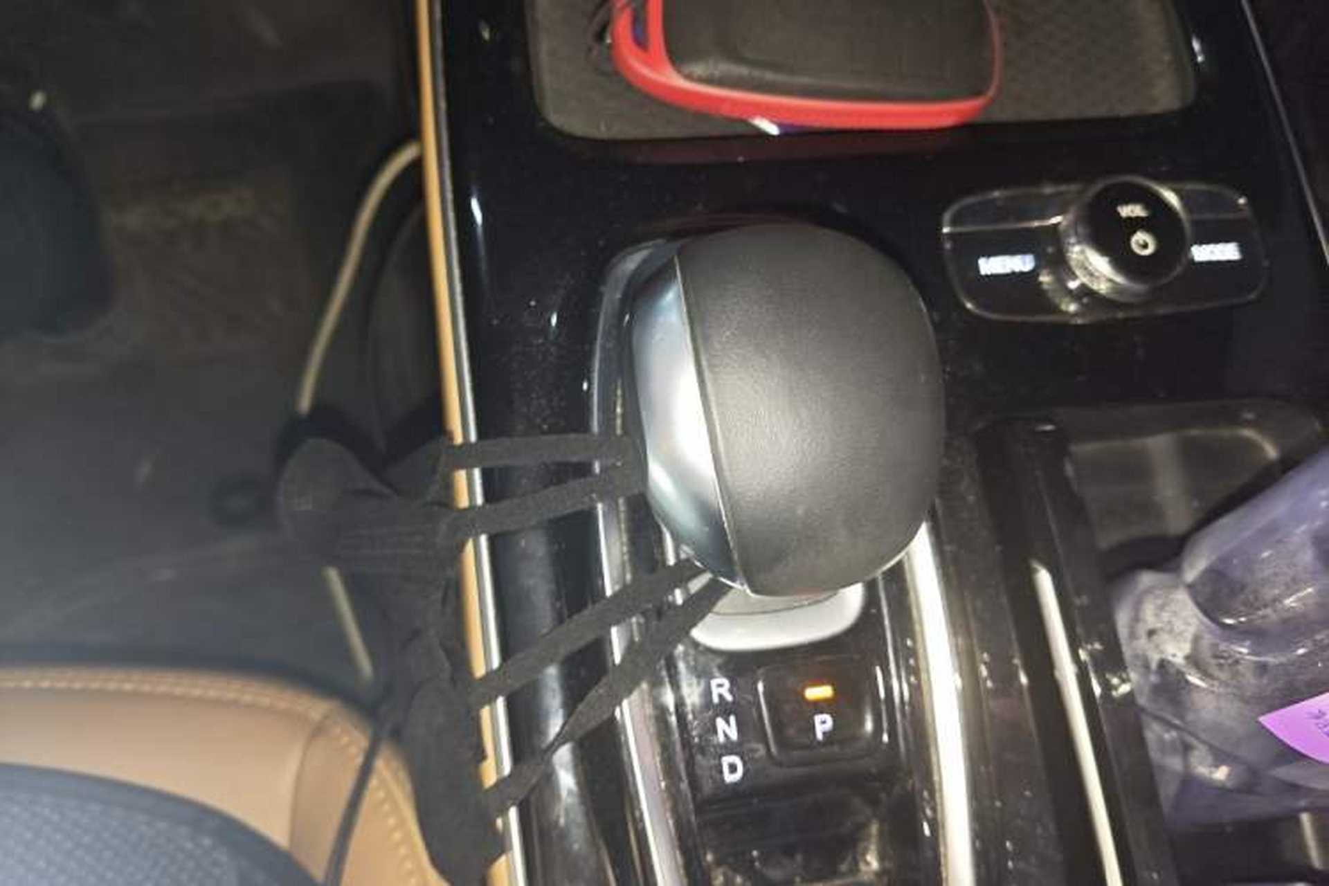 Used AION S 2019 Meizu 530 Gear Lever