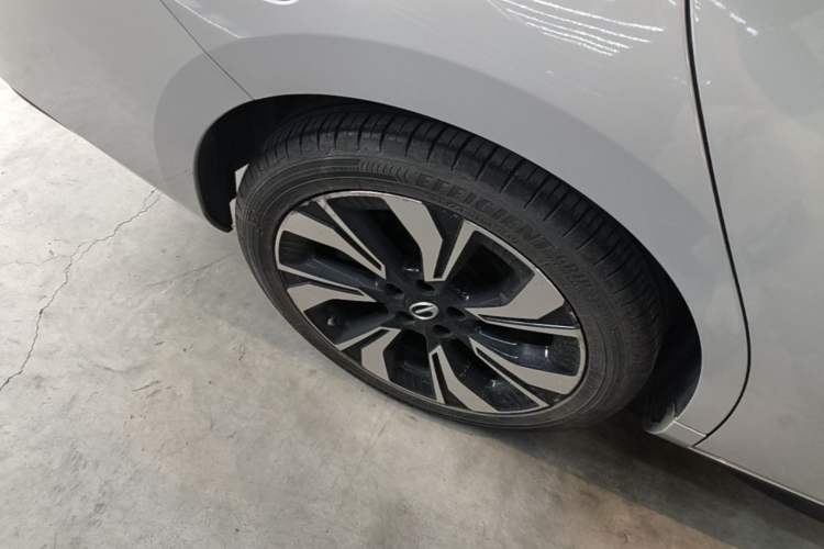 Used AION S 2019 Max 630 Right Rear Wheel Hub