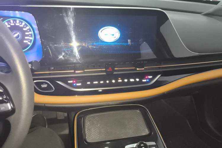Used AION S 2019 Meizu 530 Audio And AC Panel