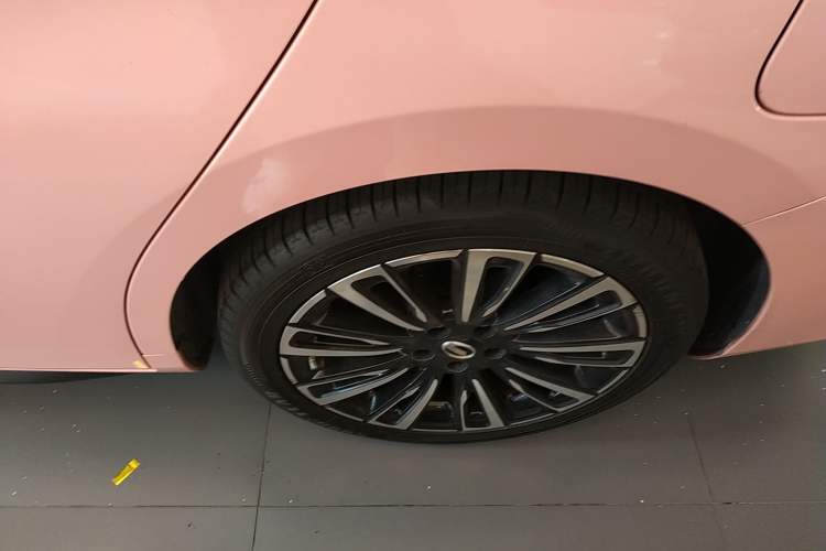 Used AION S 2019 Meizu 630 Safety Smart Drive Edition Left Rear Wheel Hub