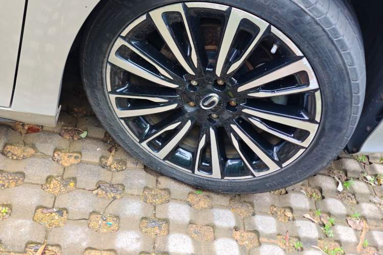 Used AION S 2019 Max 630 Right Front Wheel Hub