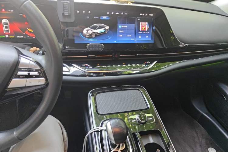 Used AION S 2019 Meizu Evo 630 Audio And AC Panel