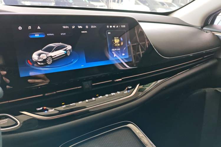Used AION S 2019 Max 630 Audio And AC Panel
