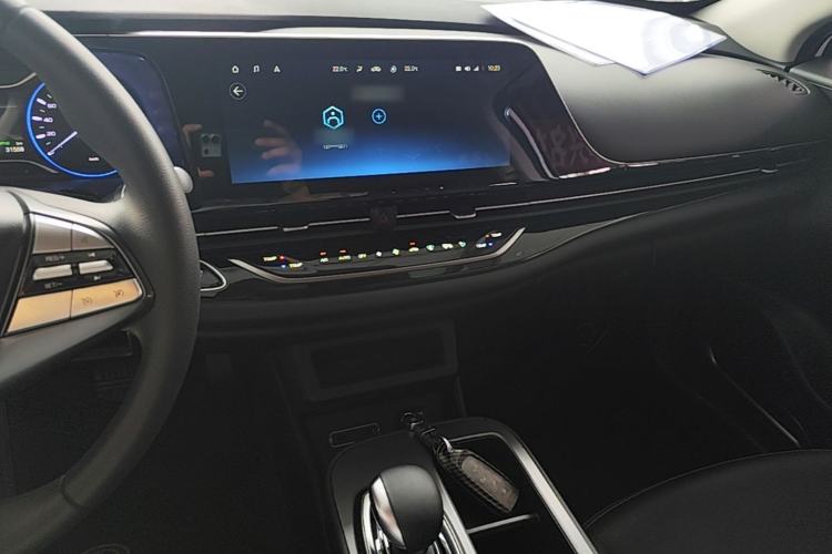 Used AION S 2019 Xuan 530 Center Console