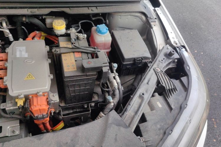 Used AION S 2019 Xuan 530 Engine Bay Left