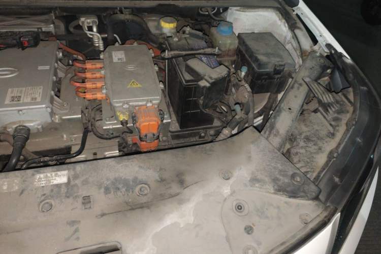 Used AION S 2019 Xuan 530 Engine Bay Left