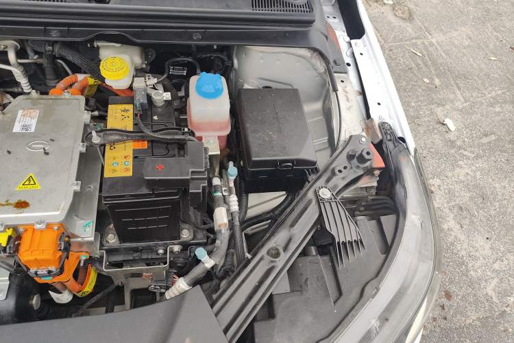Used AION S 2019 Xuan 530 Engine Bay Left